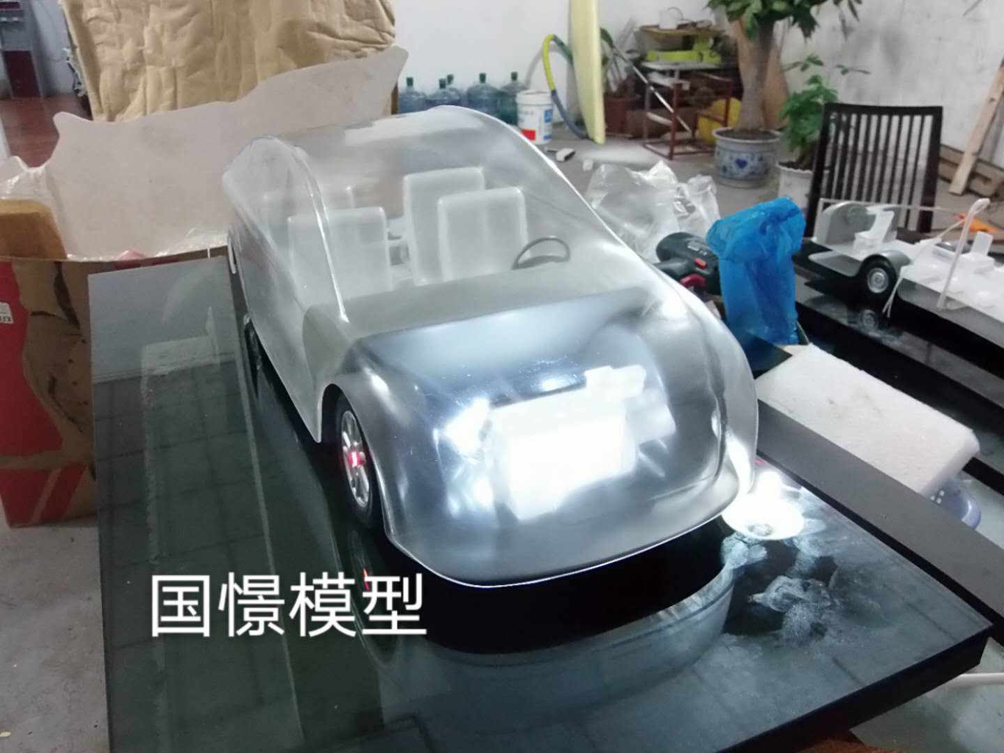 吉木萨尔县透明车模型