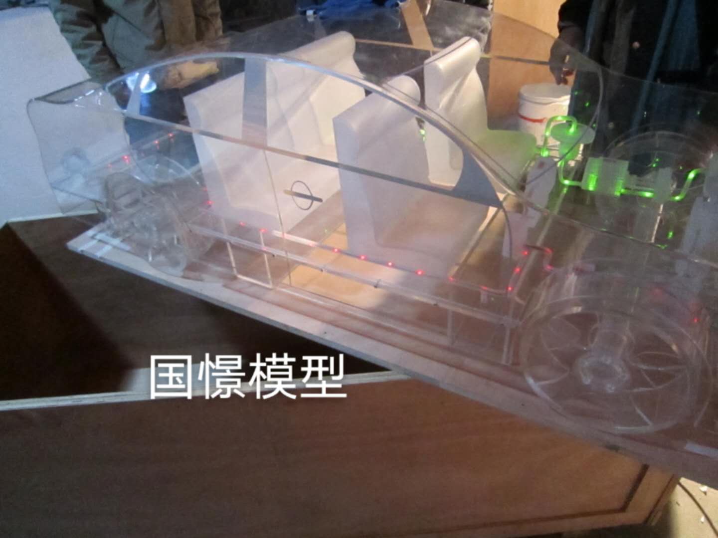 吉木萨尔县透明车模型
